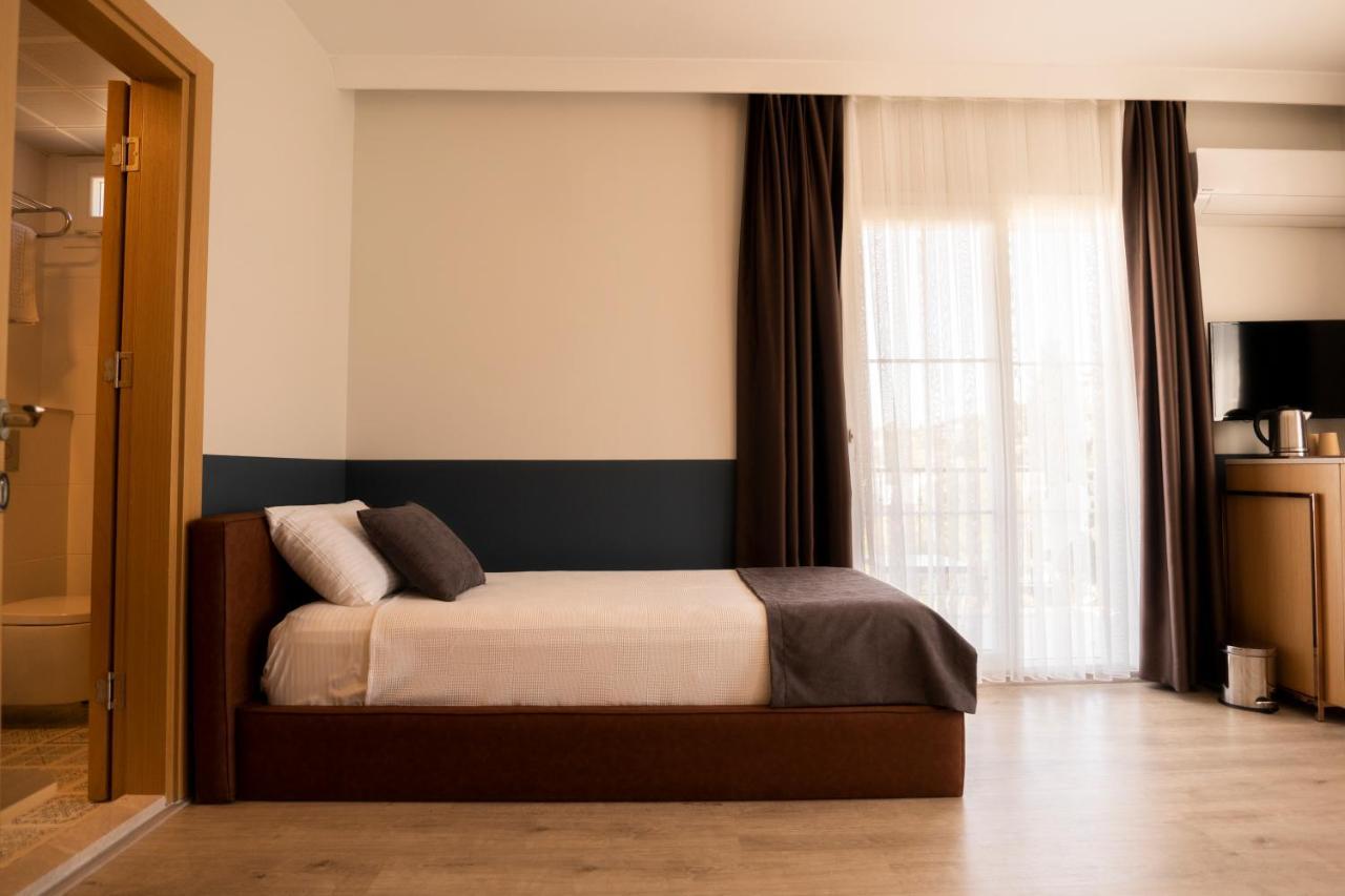 Urla 1867 Hotel Ildiri Bagian luar foto