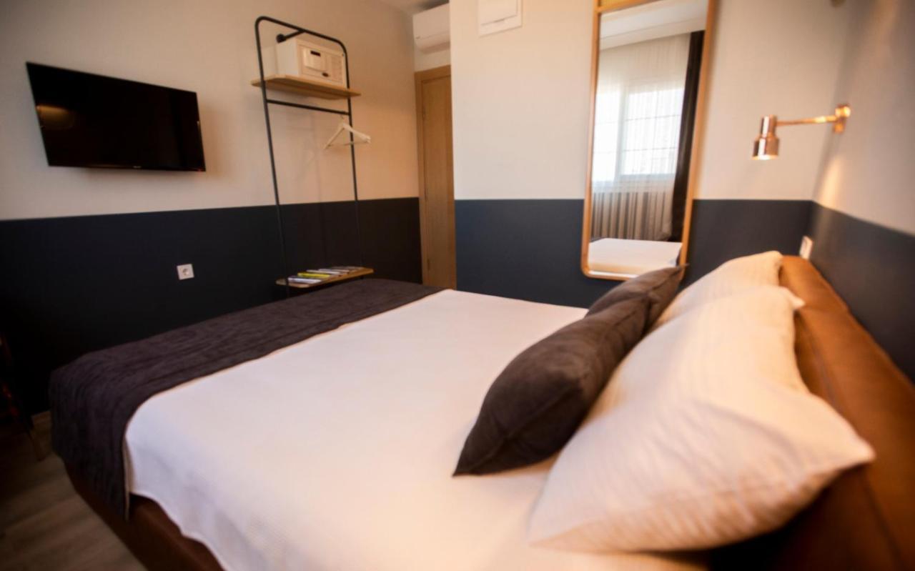 Urla 1867 Hotel Ildiri Bagian luar foto